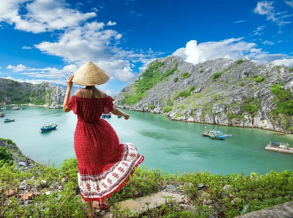 Cat Ba Island Travel Guide 2025: Best Beaches & Things to Do